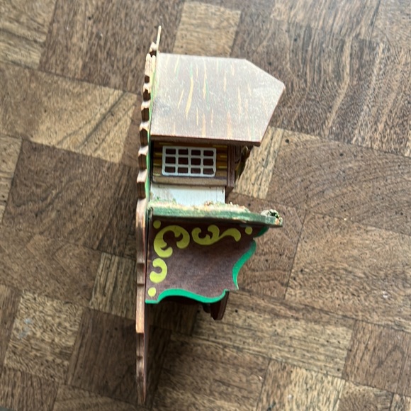 Vintage Small Cuckoo Clock from Germany Wood Clock Hand Painted - Needs Repair - Picture 14 of 16